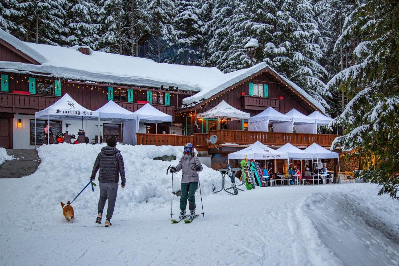 Crystal Mountain Hotels Exterior photo