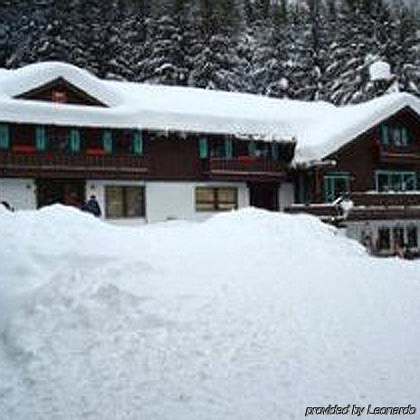 Crystal Mountain Hotels Exterior photo