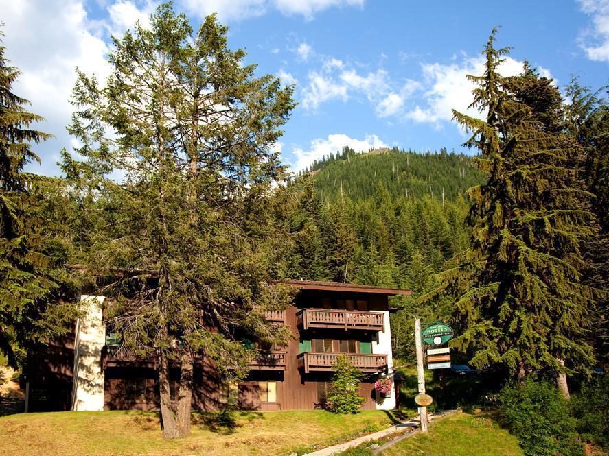 Crystal Mountain Hotels Exterior photo